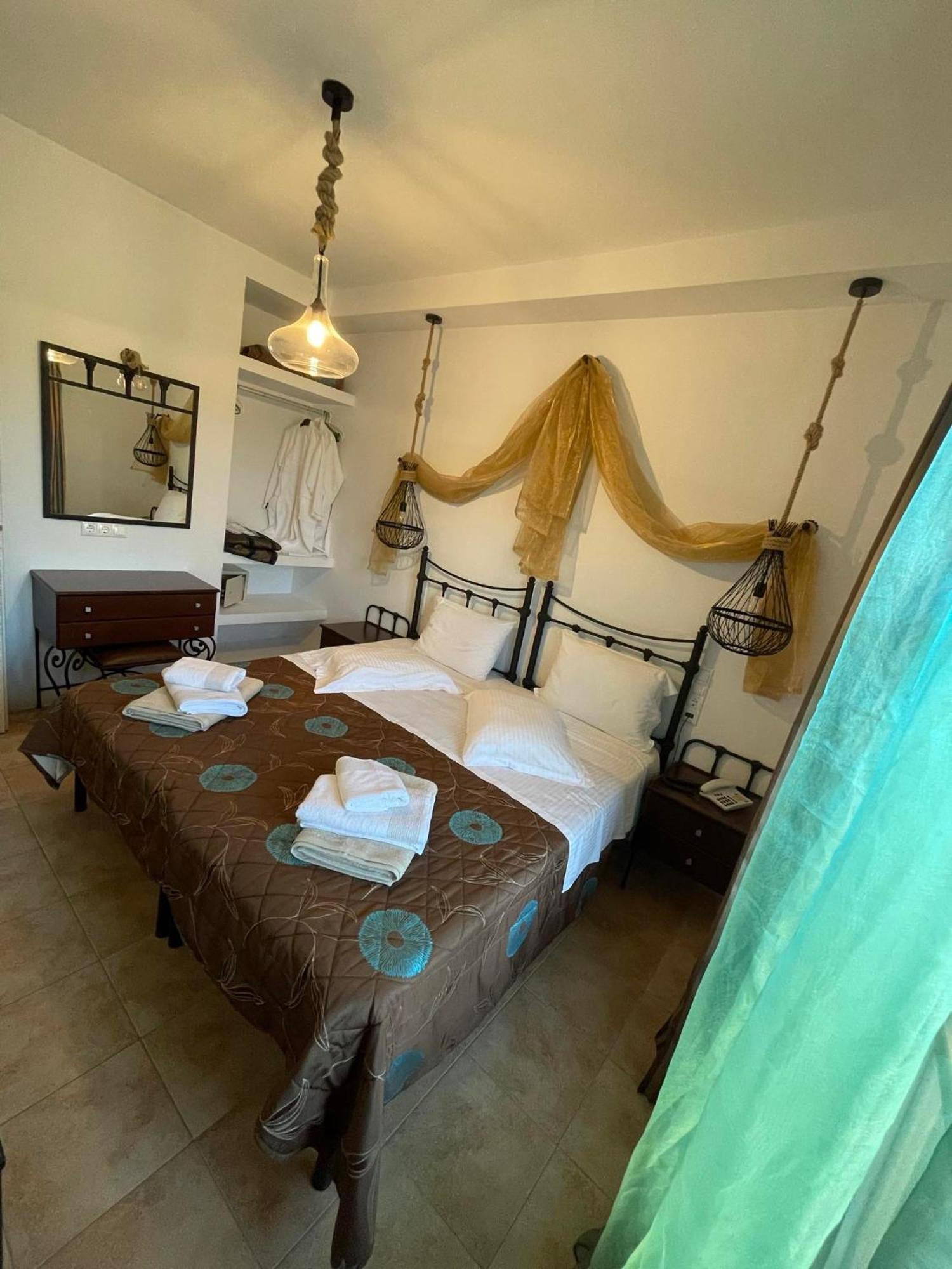 Hotel de apartamente Skiathos Island 4*